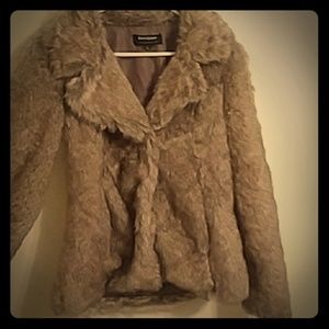 Coffeeshop small faux fur jacket